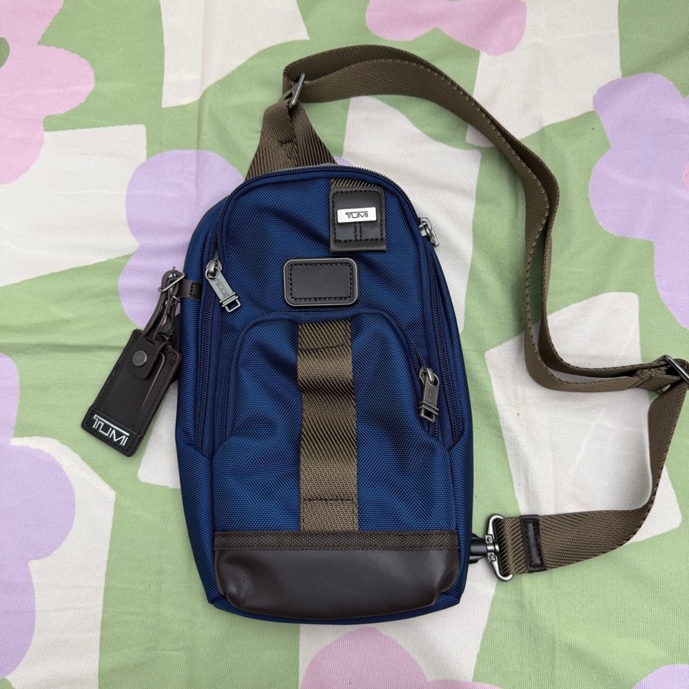 🌞 Tumi Alpha Bravo Compact Shoulder Bag|Chest Pack